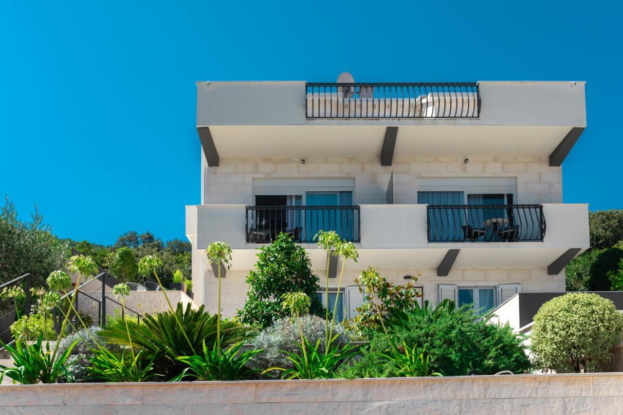 Wish Apartments Zrnovo Exterior foto